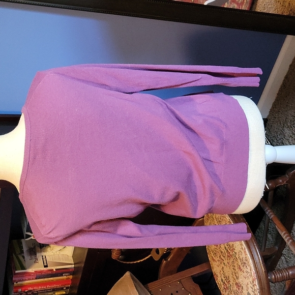 Ann Taylor Cardigan - Picture 3 of 6